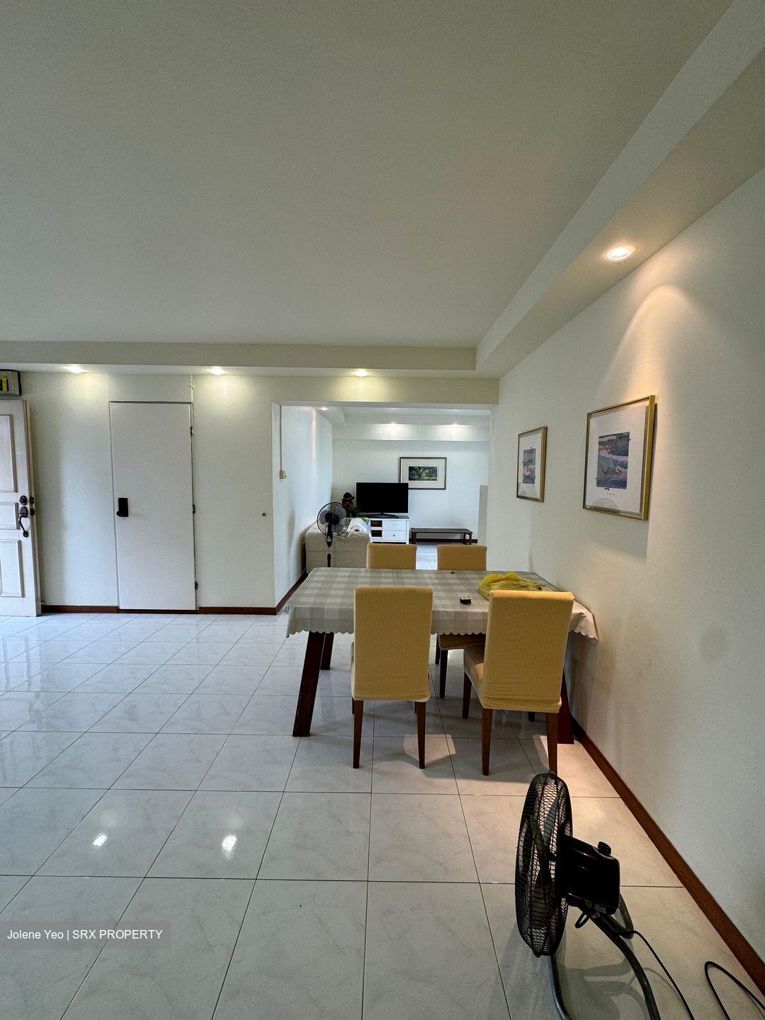 Blk 136 Rivervale Plains (Sengkang), HDB Executive #433751791